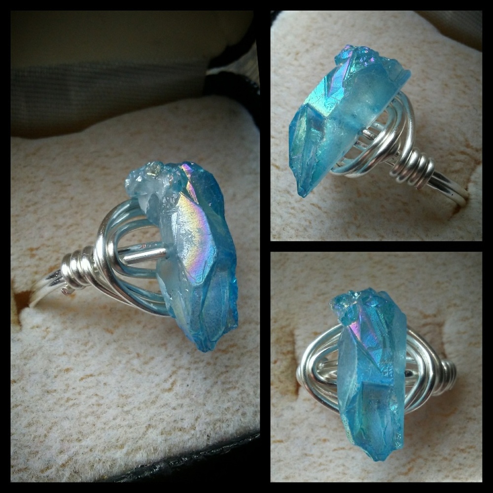 🌙💙Blue Rainbow Aura Quartz Ring - Picture 2 of 9